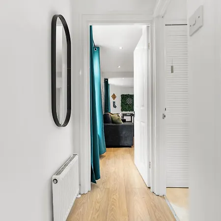 Stylish Retreat - Games *