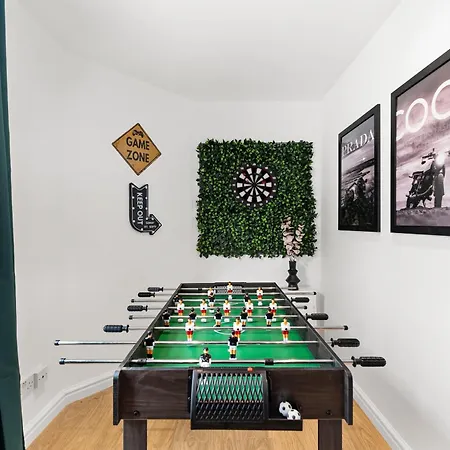 Stylish Retreat - Games *